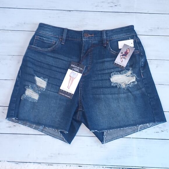 Sofia Vergara Women's Curvy 4" Midi High Rise Denim Shorts Size 4 - Picture 1 of 8